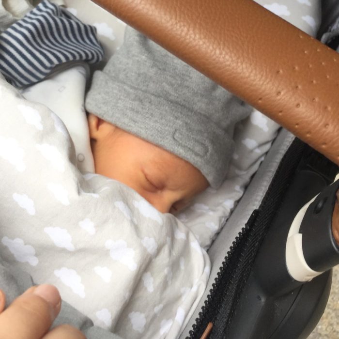 Ep. 11 – Sair à rua com um bebé (os nossos) pela primeira vez!